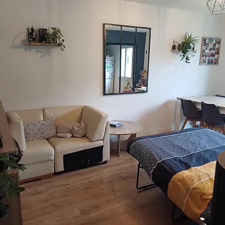House With Enclosed Garden Without Neighbors And Jacuzzi Saint-Valérien